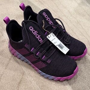 NEW Adidas Women's Black and Purple Sneakers Size 7